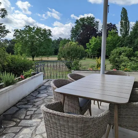 Holiday home Superbe Maison Avec Privatif, Jardin, Animaux Acceptes Et Wi-fi - Fr-1-653-112